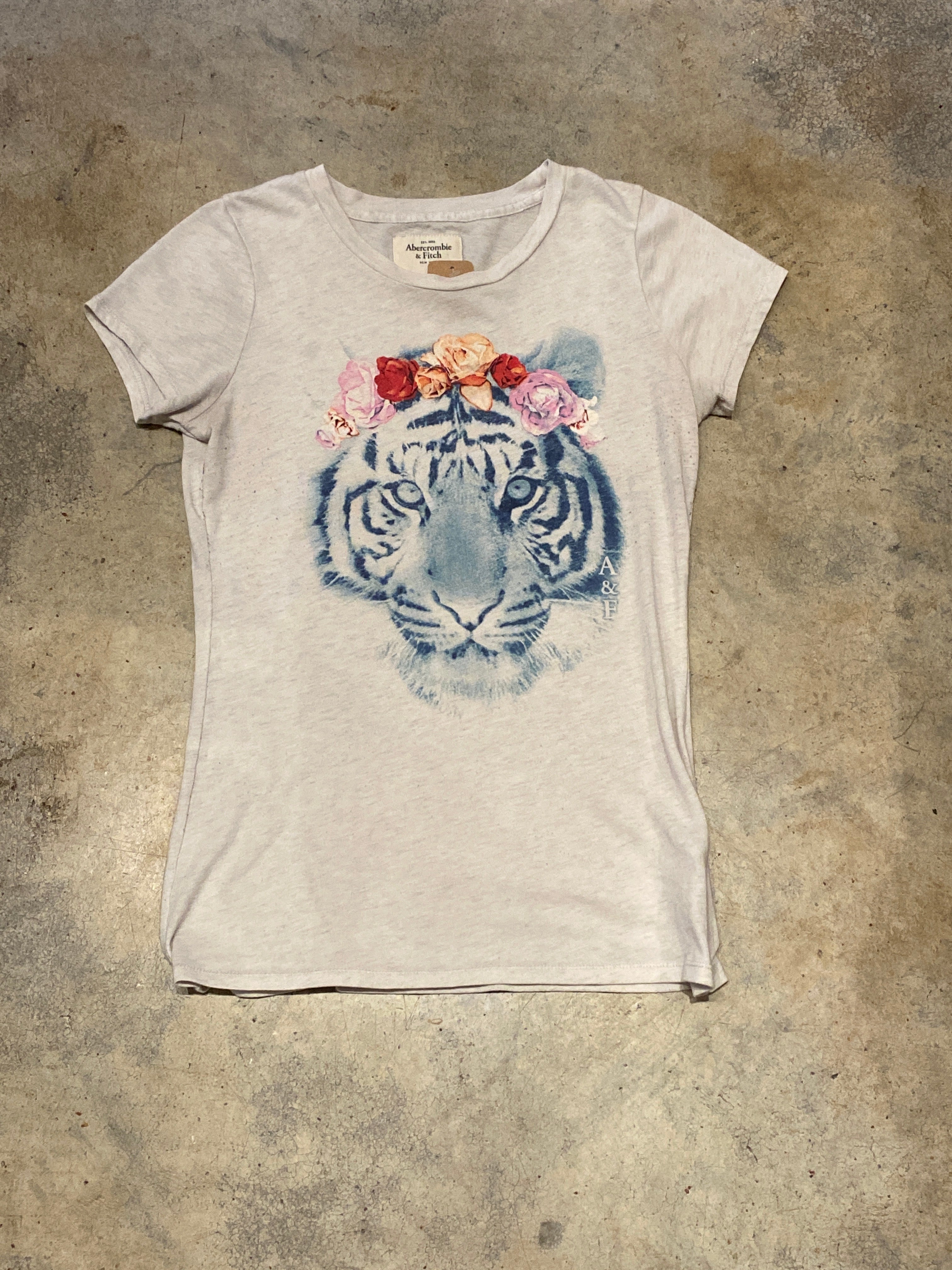 Abercrombie & Fitch Small Tiger SS Shirt