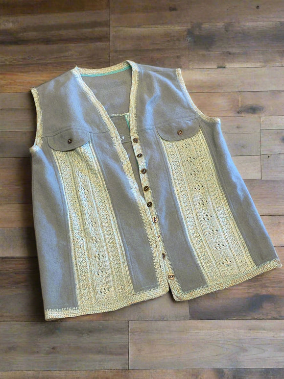 Unbranded Handmade Knit Light Green Large Vest