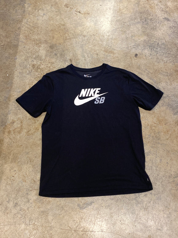 Nike SB Black Large Shirt RV049