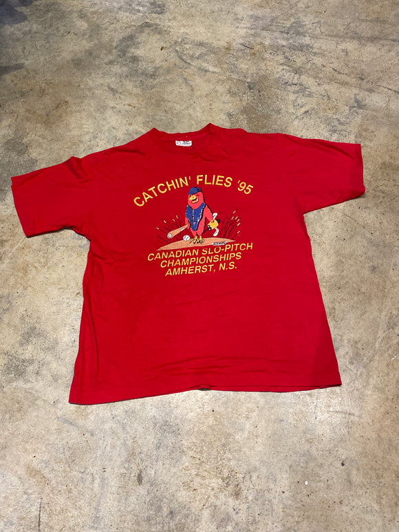 Gym Master Catchin’ Flies ‘95 Red Single Stitch Made in Canada XLarge