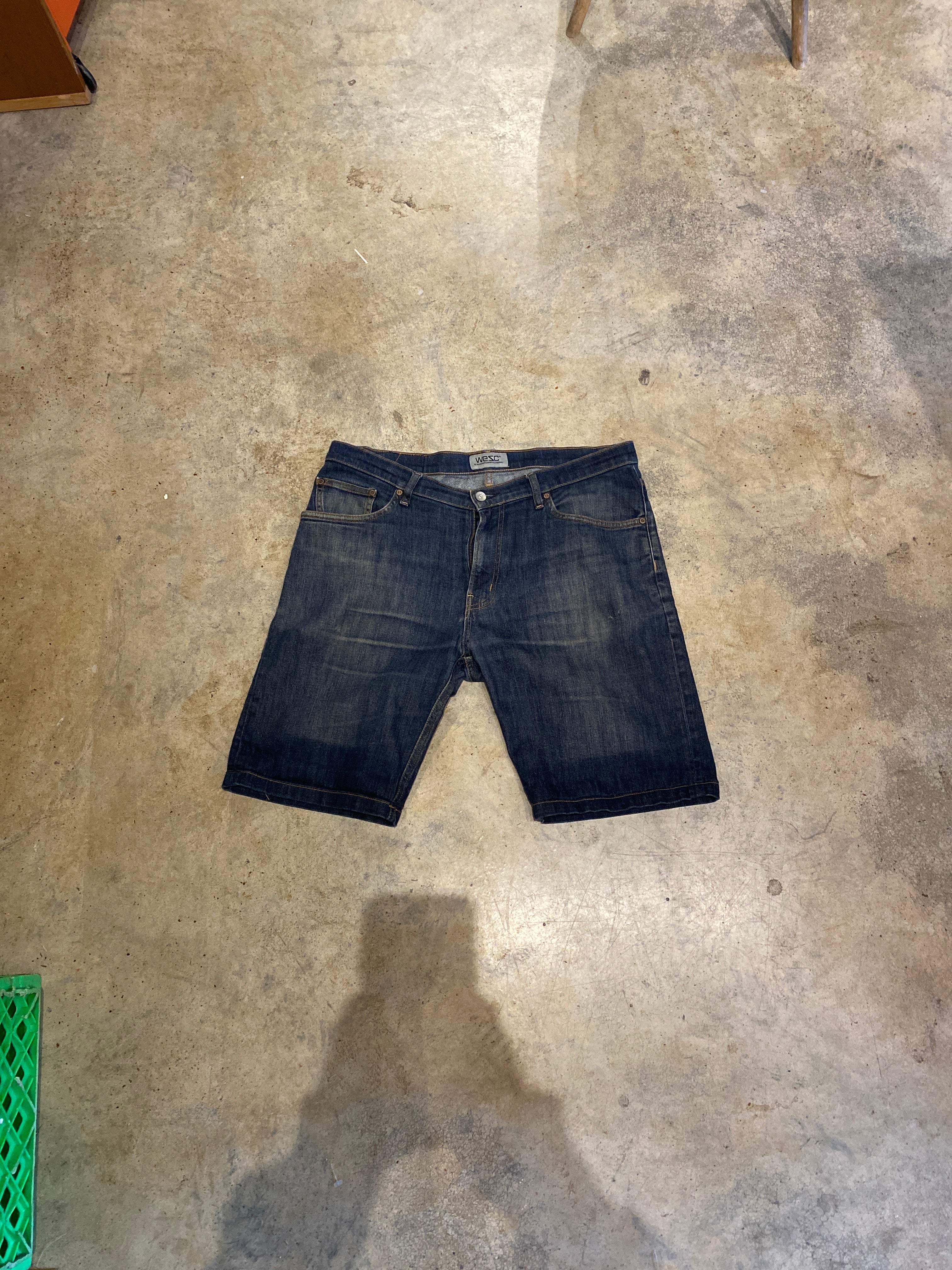 WESC Denim Faded Shorts 34 10 (33” )RV106