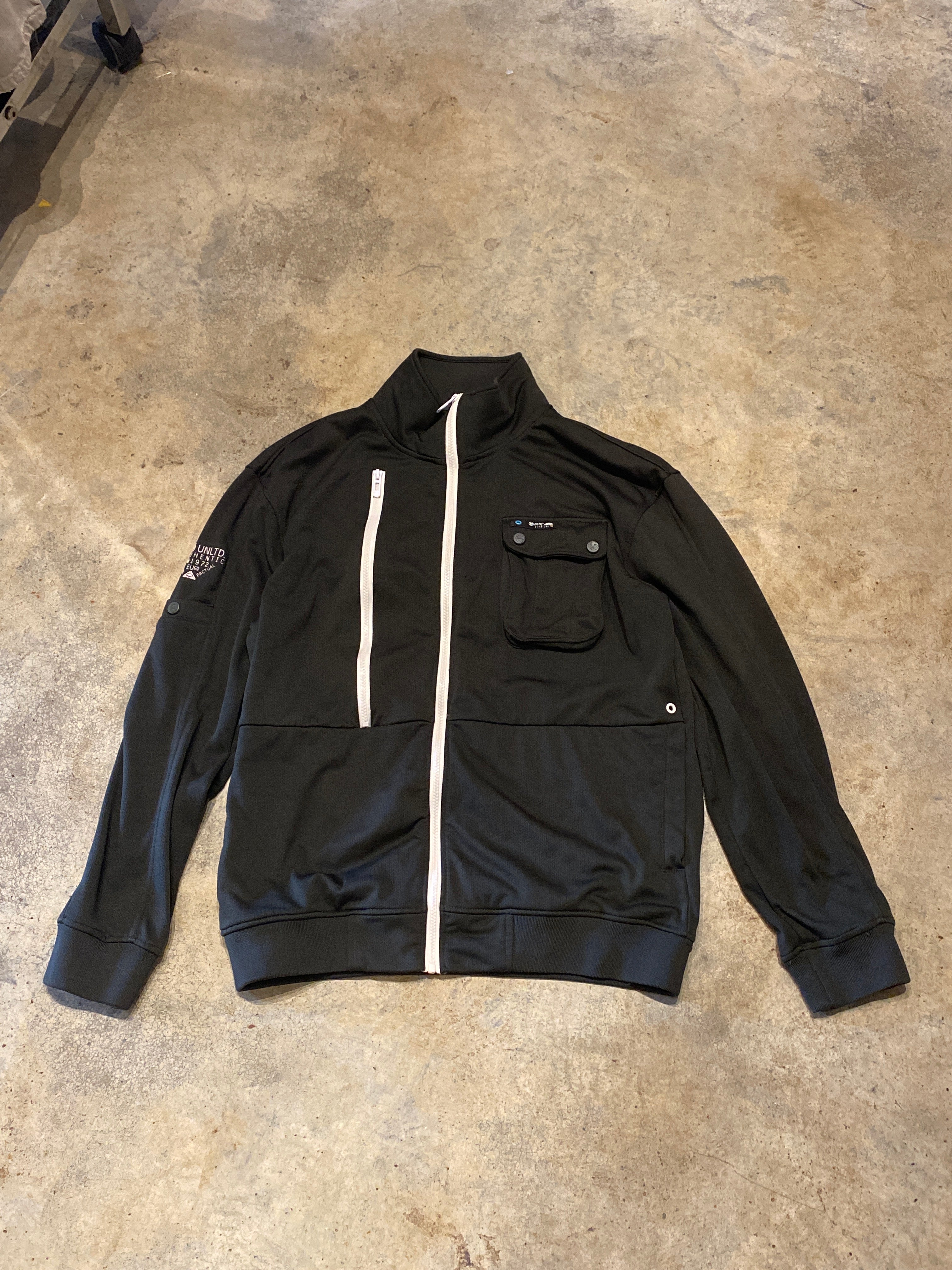 Ecko Unlimited Black Zip Athletic Sweater Large