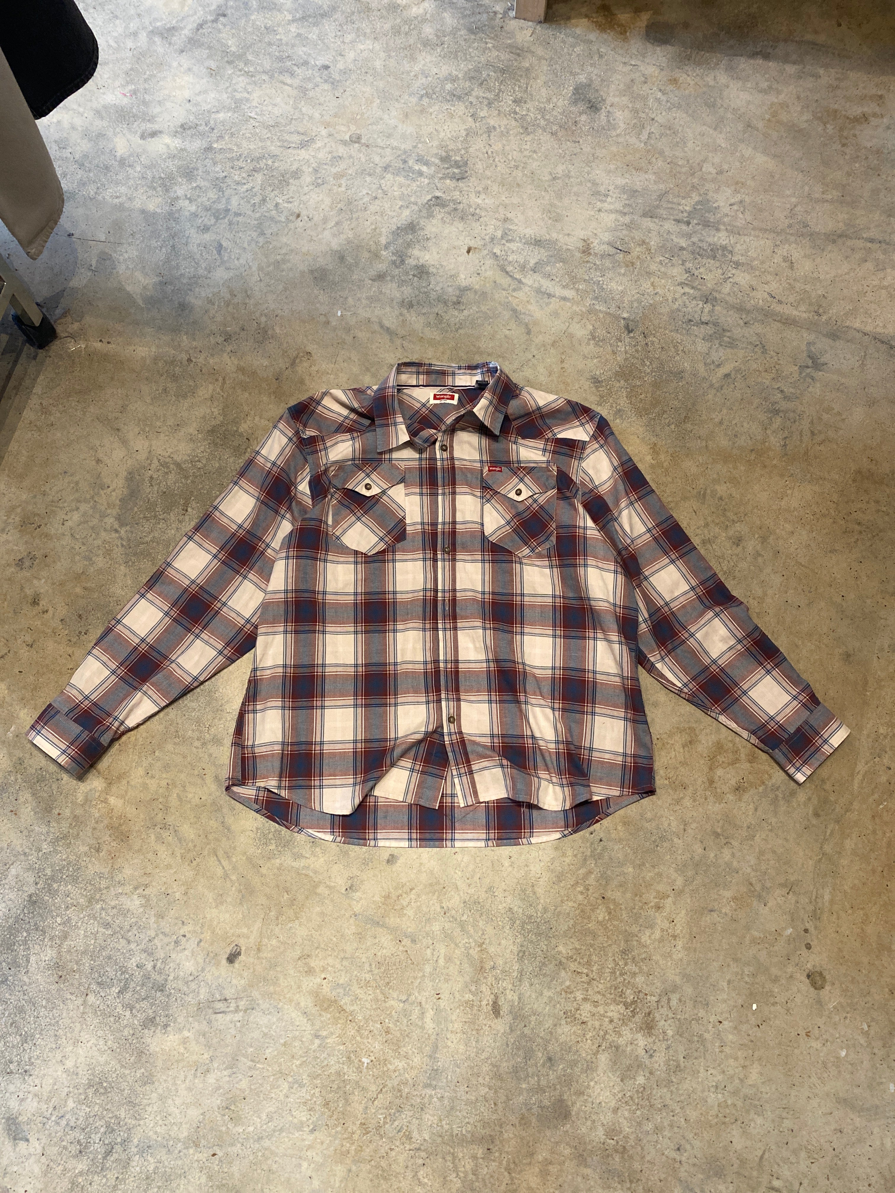 Wrangler XXLarge Button Up Plaid Burgundy Blue Shirt