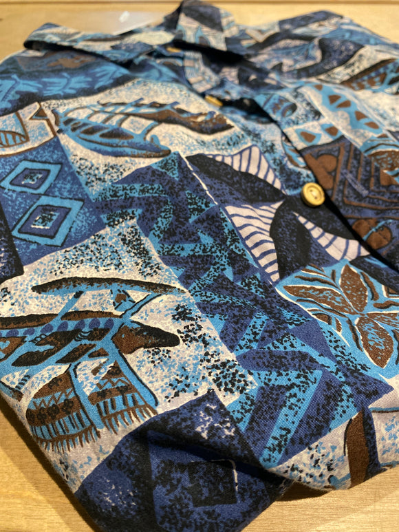 Kolekole Vintage Hawaiian Dark Blue Button Up Shirt