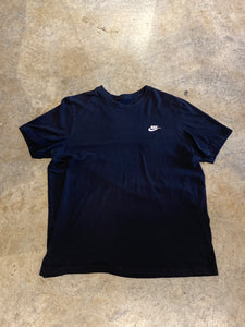 Nike The Nike Tee Black Mini Embroidered Logo Shirt XLarge RV080