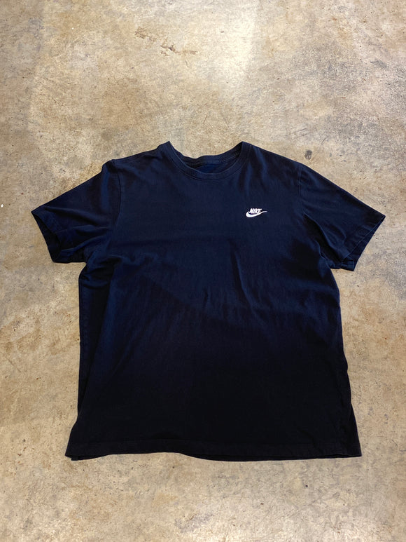 Nike The Nike Tee Black Mini Embroidered Logo Shirt XLarge RV080