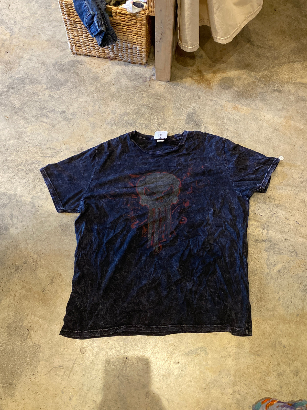 Marvel Punisher XXLarge Black Shirt