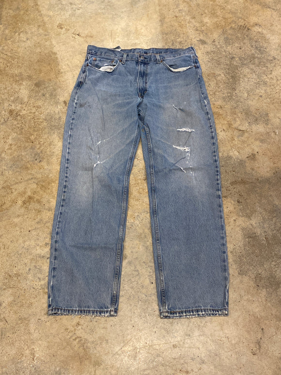 Levi 550 38 34 Made in Bangladesh Denim Pants