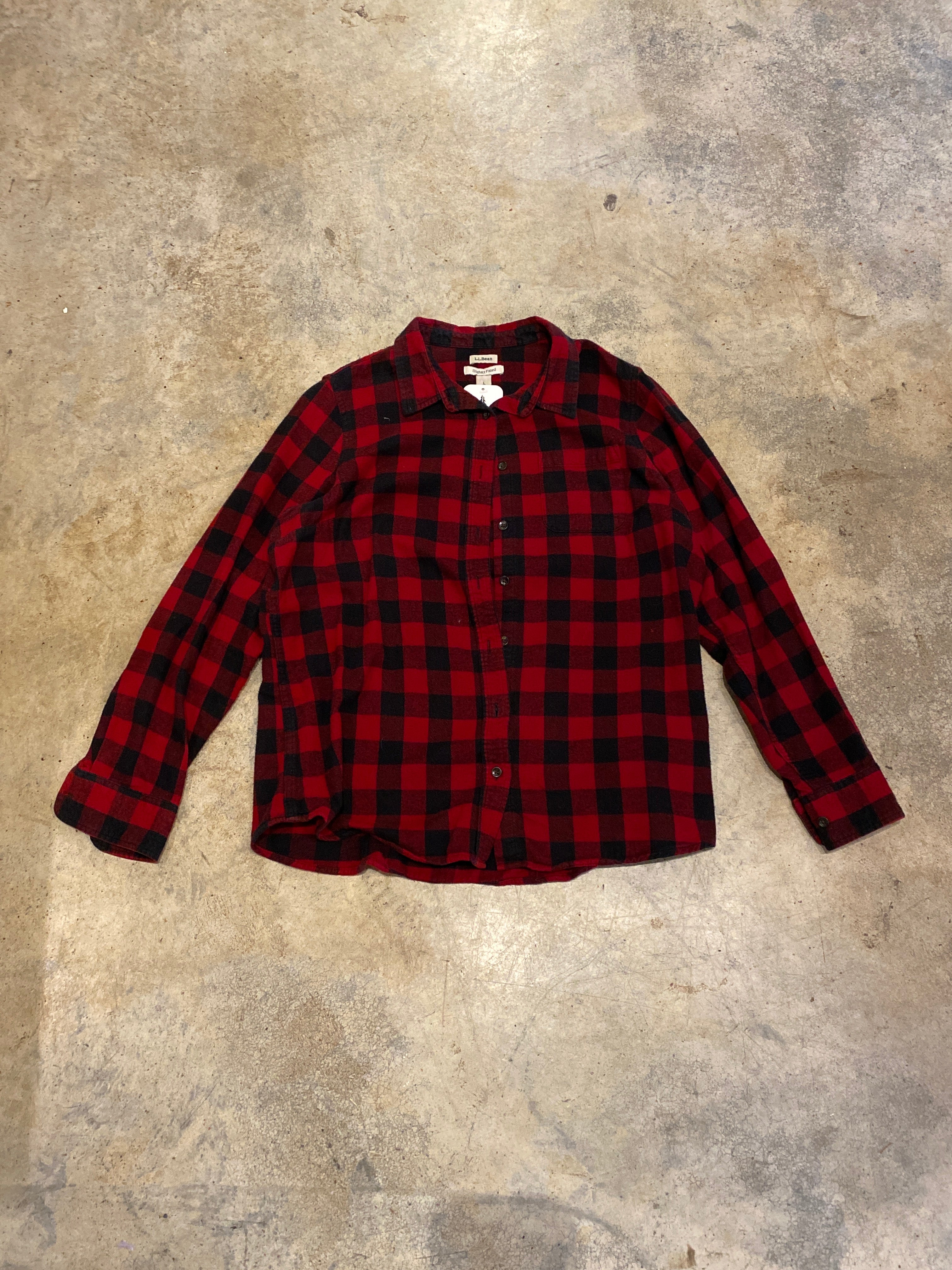 L.L. Bean Red Black Plaid Flannel Large Shirt Slightly Fitted